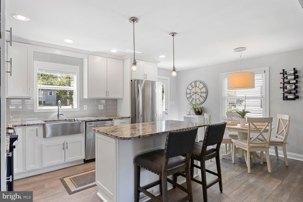511 GREENWOOD ROAD