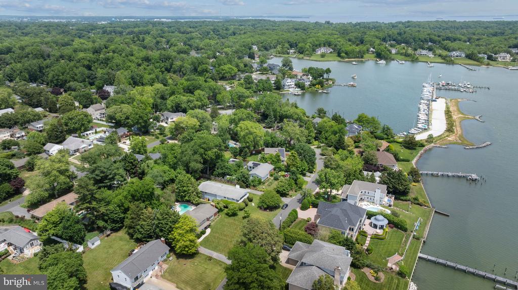 124 E BAY VIEW DRIVE