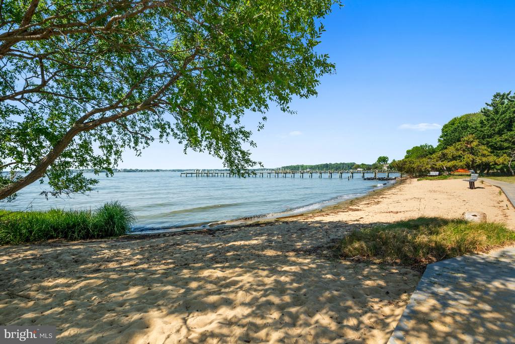 124 E BAY VIEW DRIVE