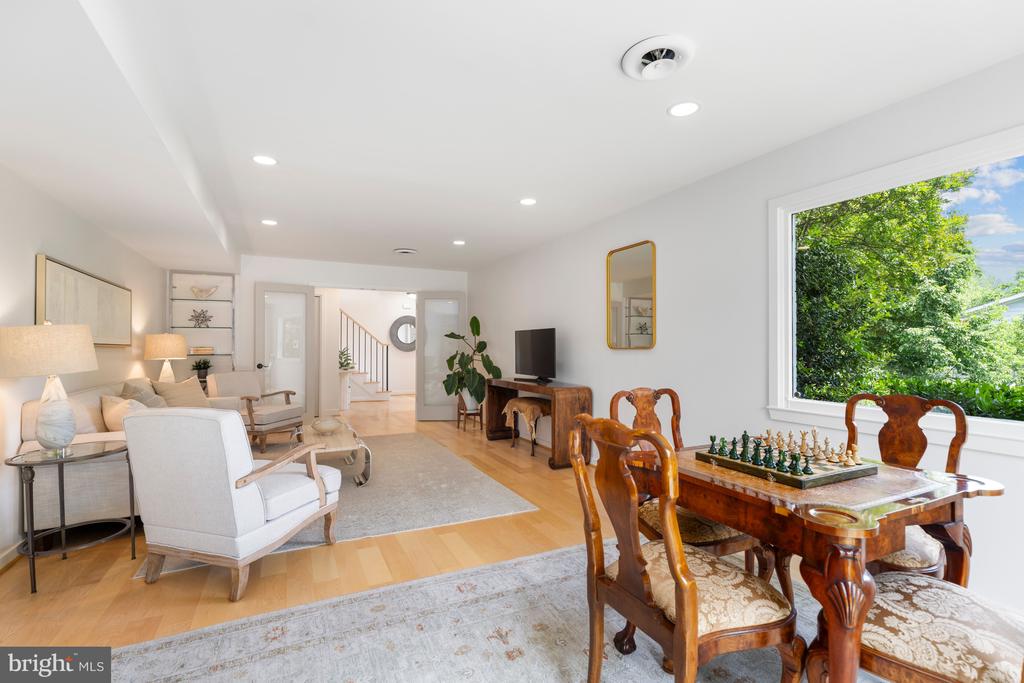 124 E BAY VIEW DRIVE
