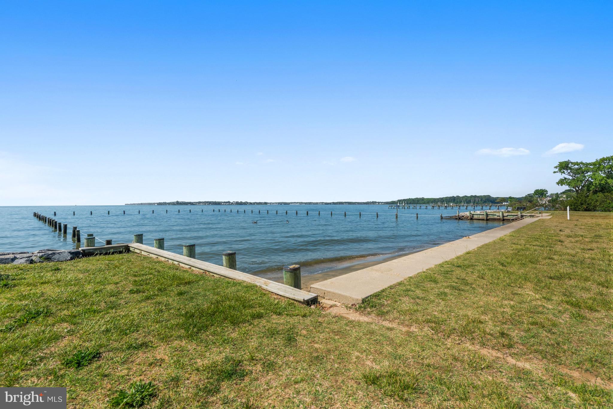 124 E BAY VIEW DRIVE