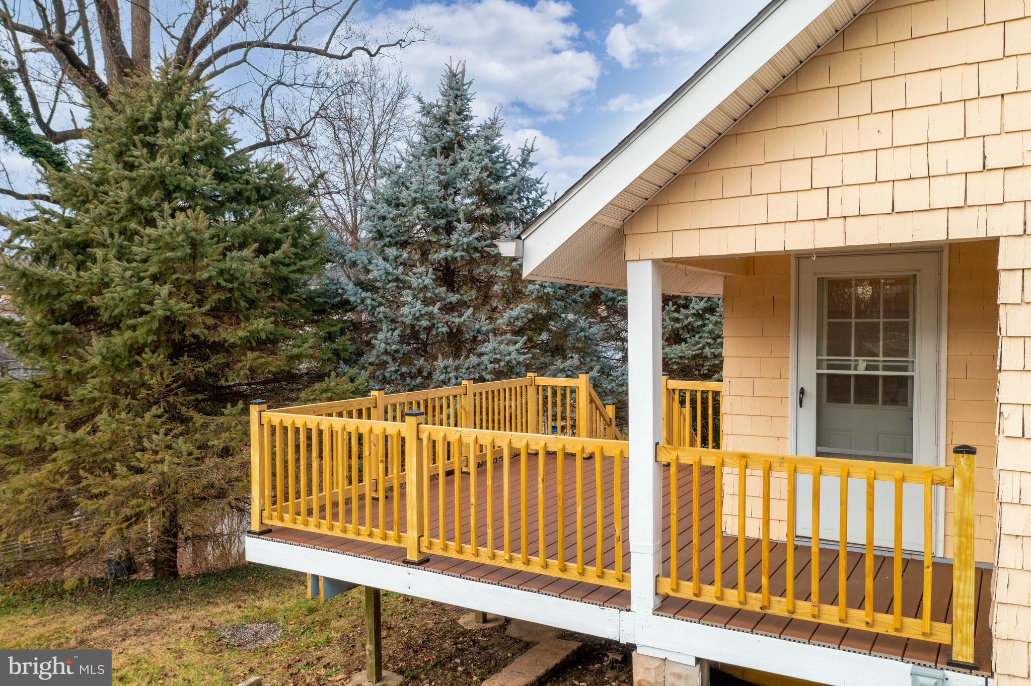 306 Maiden Choice LANE