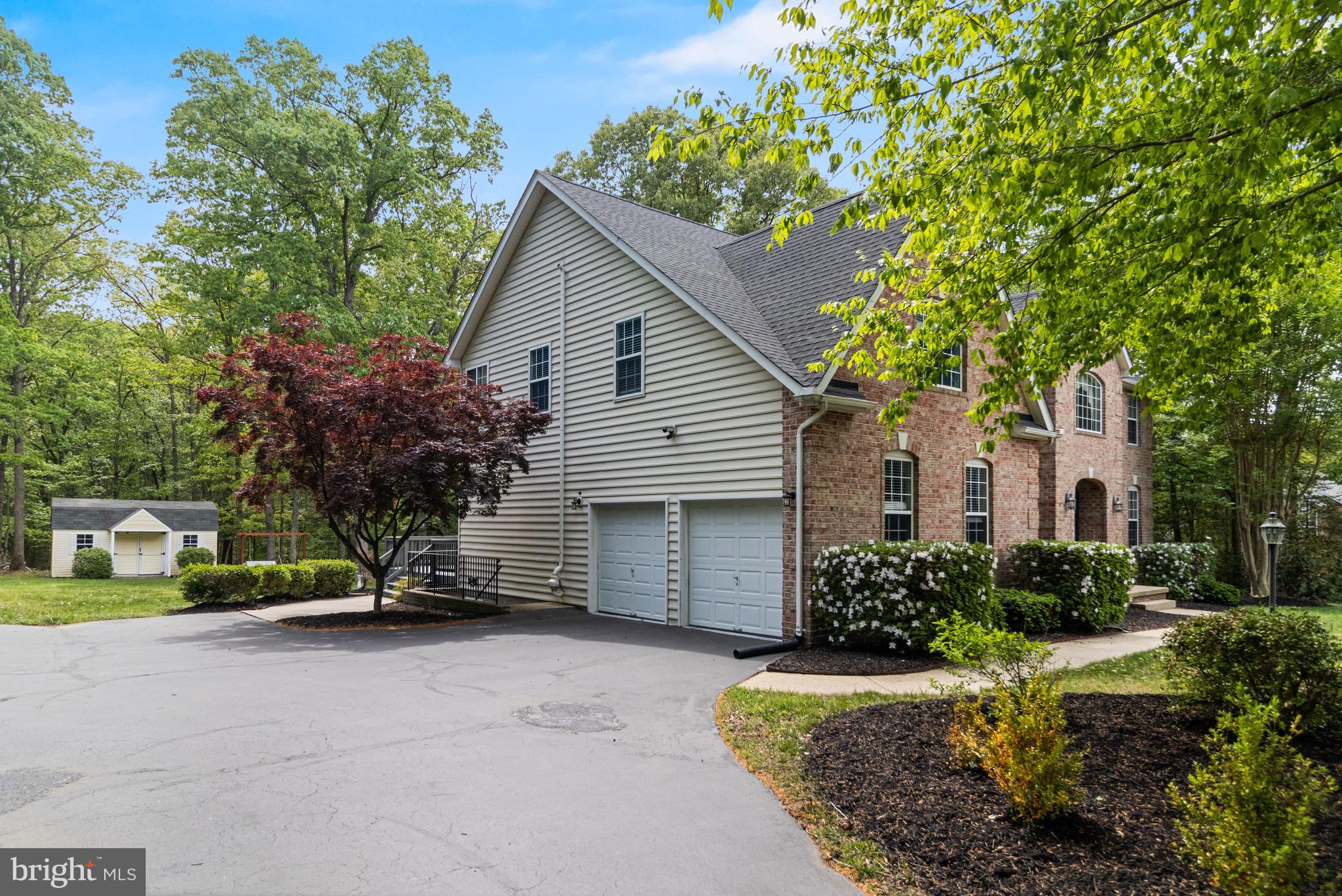 8875 LOCUST GROVE DRIVE