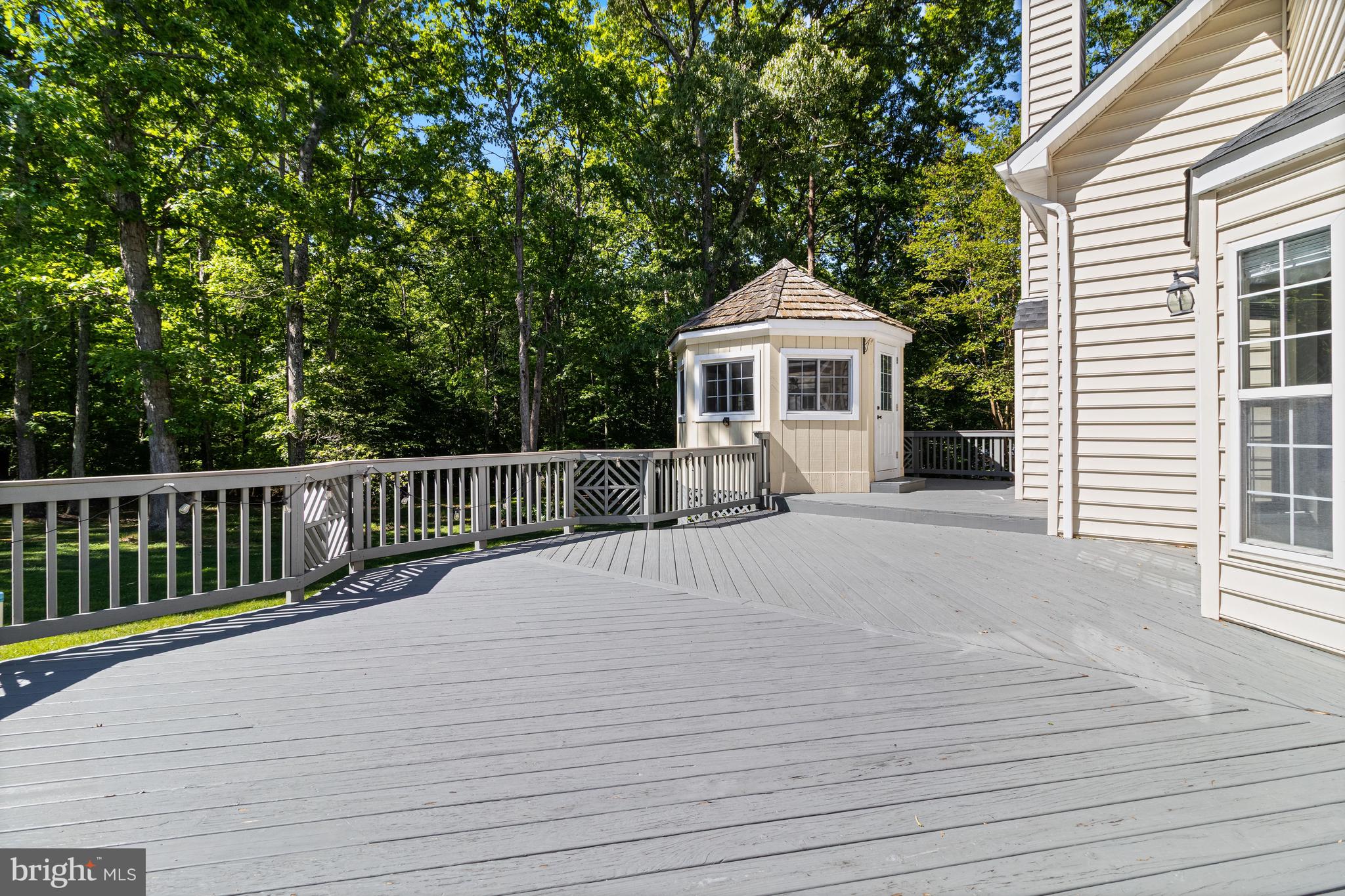 8875 LOCUST GROVE DRIVE