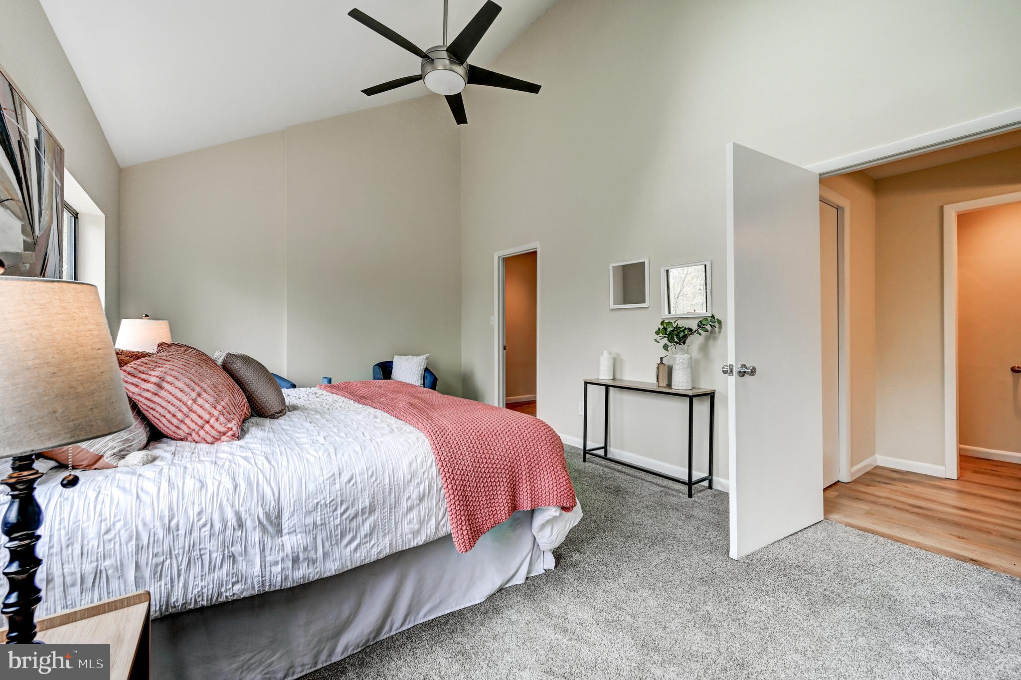 5554 Vantage Point Rd