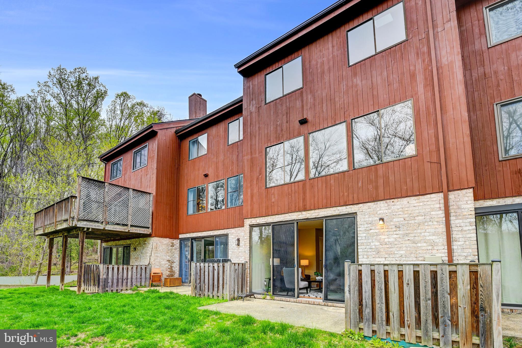 5554 Vantage Point Rd