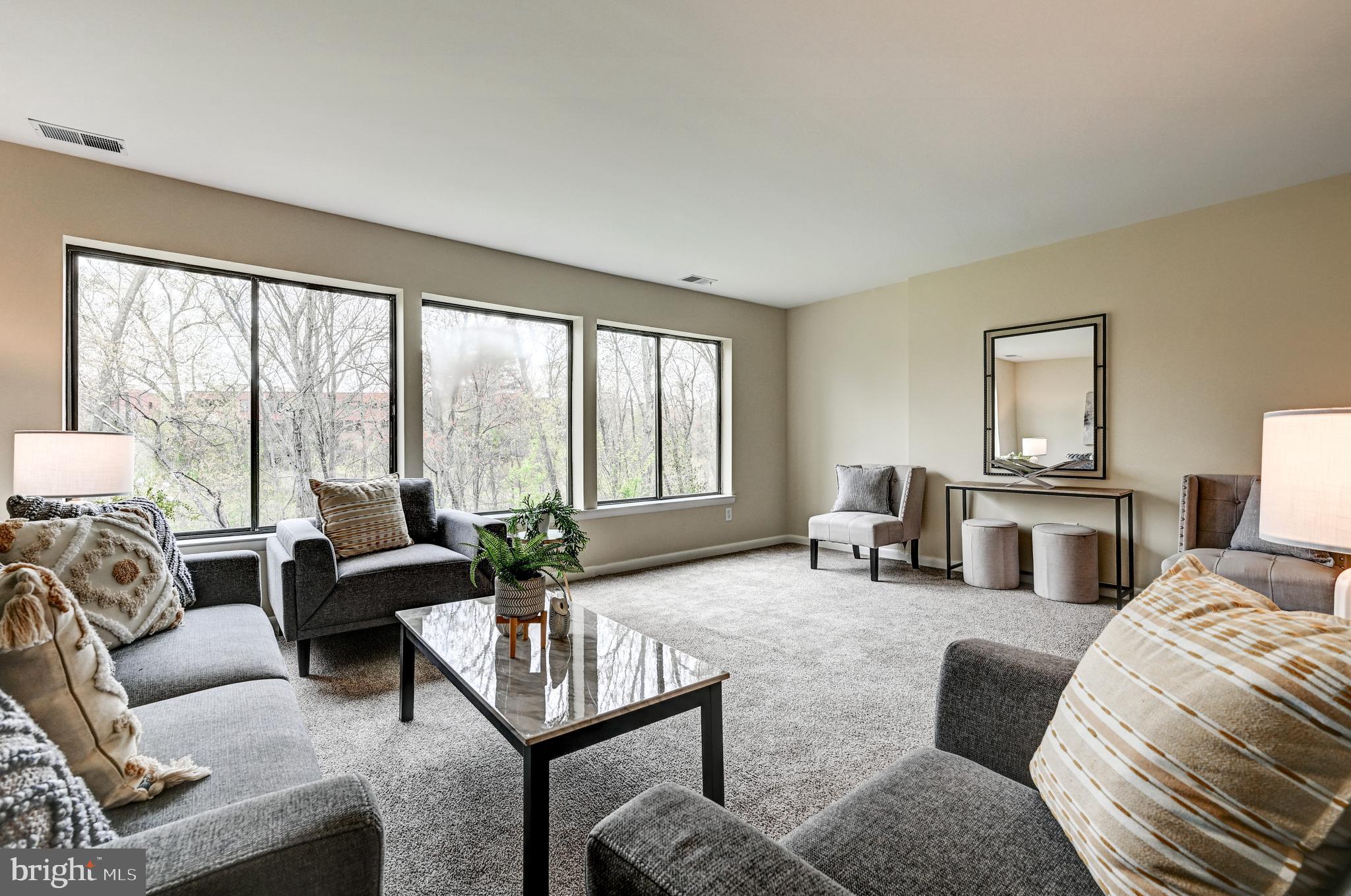 5554 Vantage Point Rd