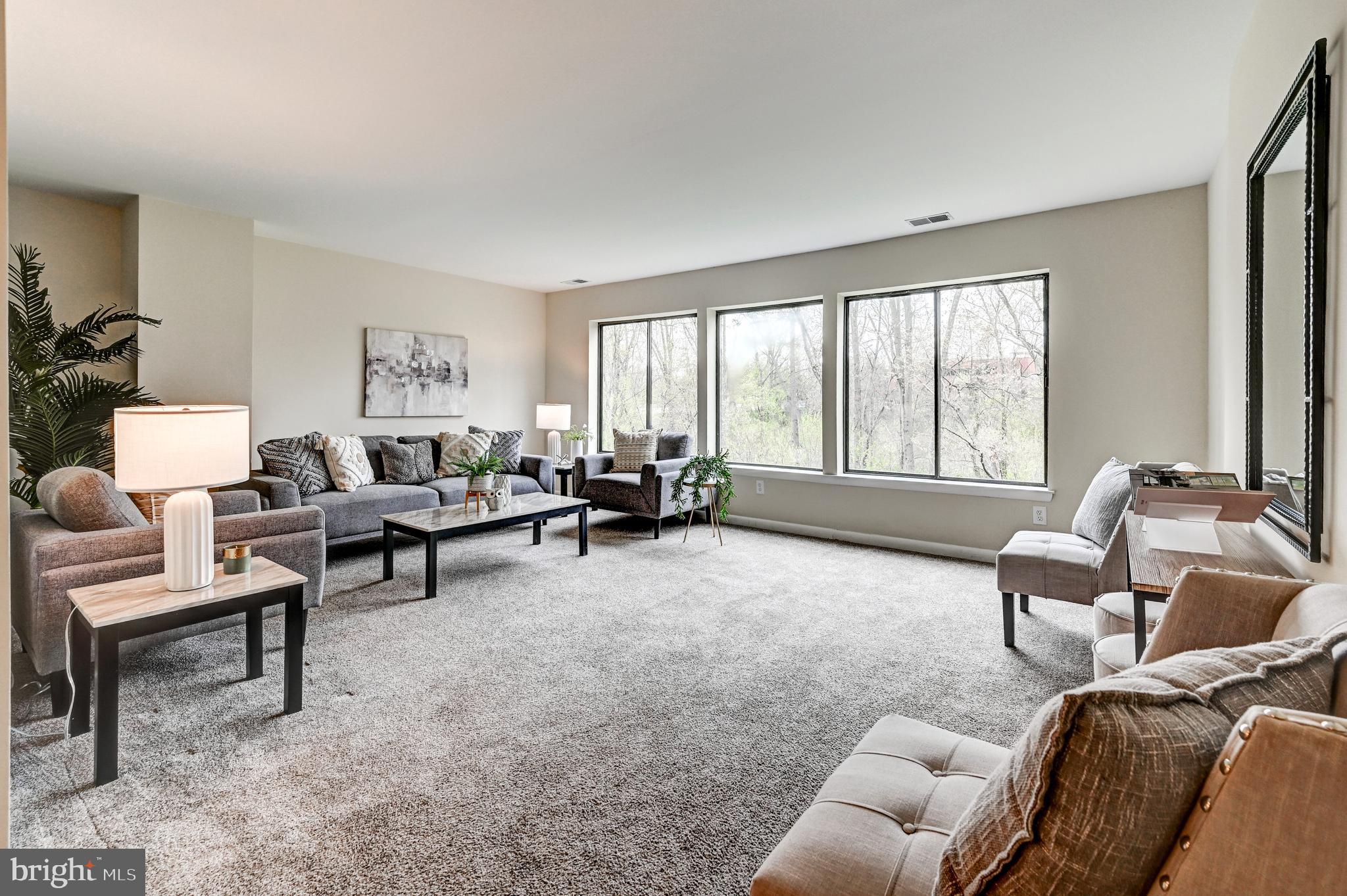 5554 Vantage Point Rd