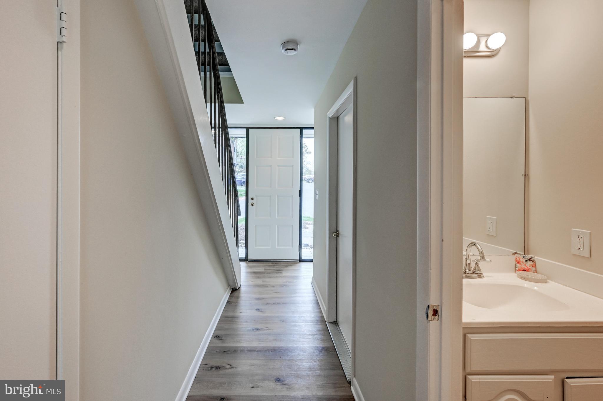 5554 Vantage Point Rd