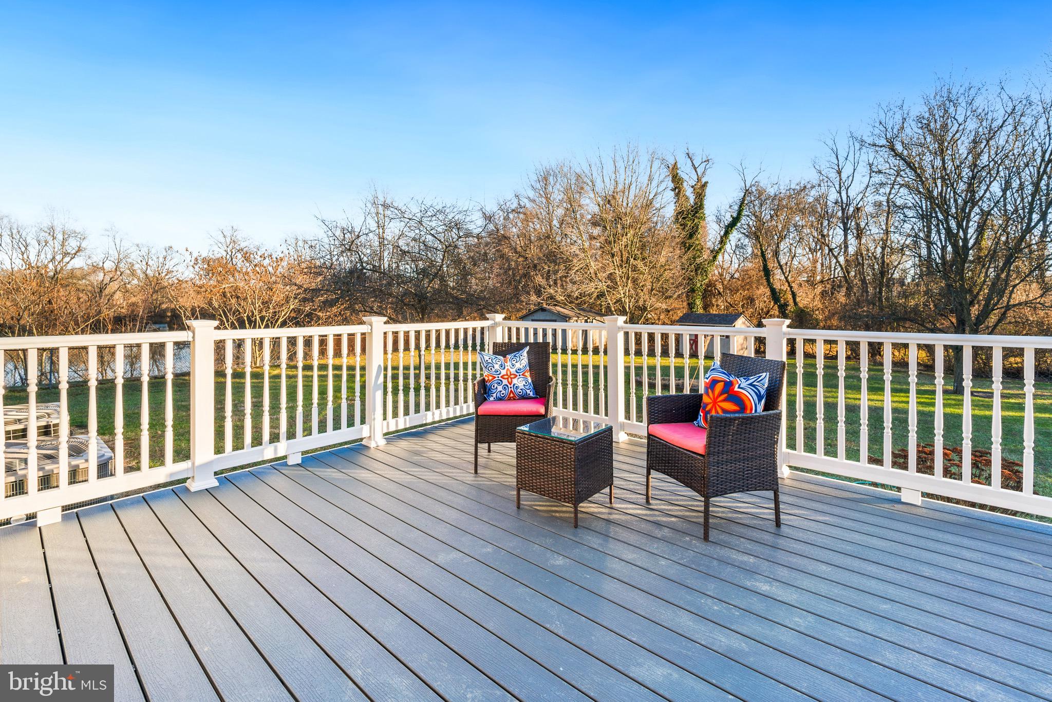 215 Devon Dr