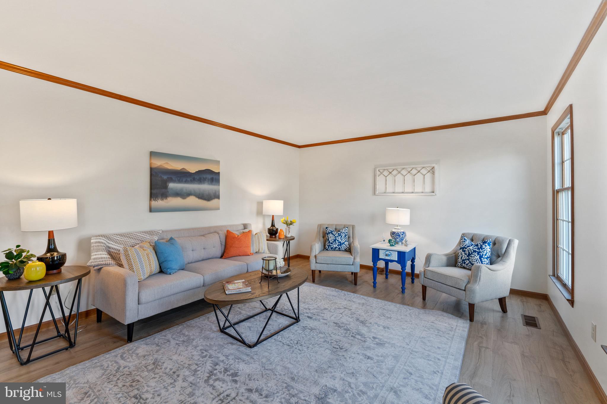 215 Devon Dr