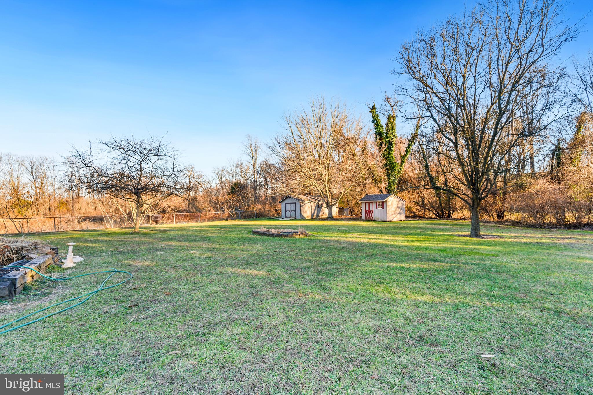 215 Devon Dr