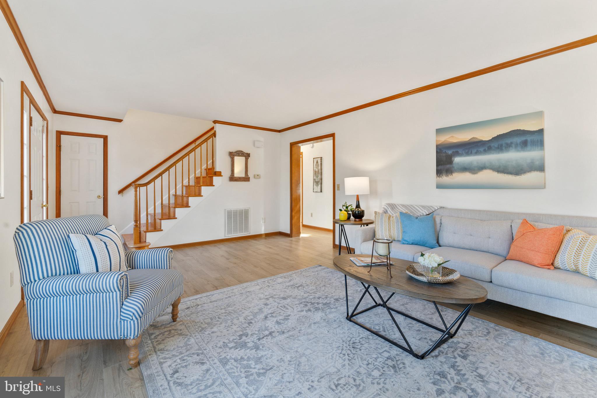 215 Devon Dr