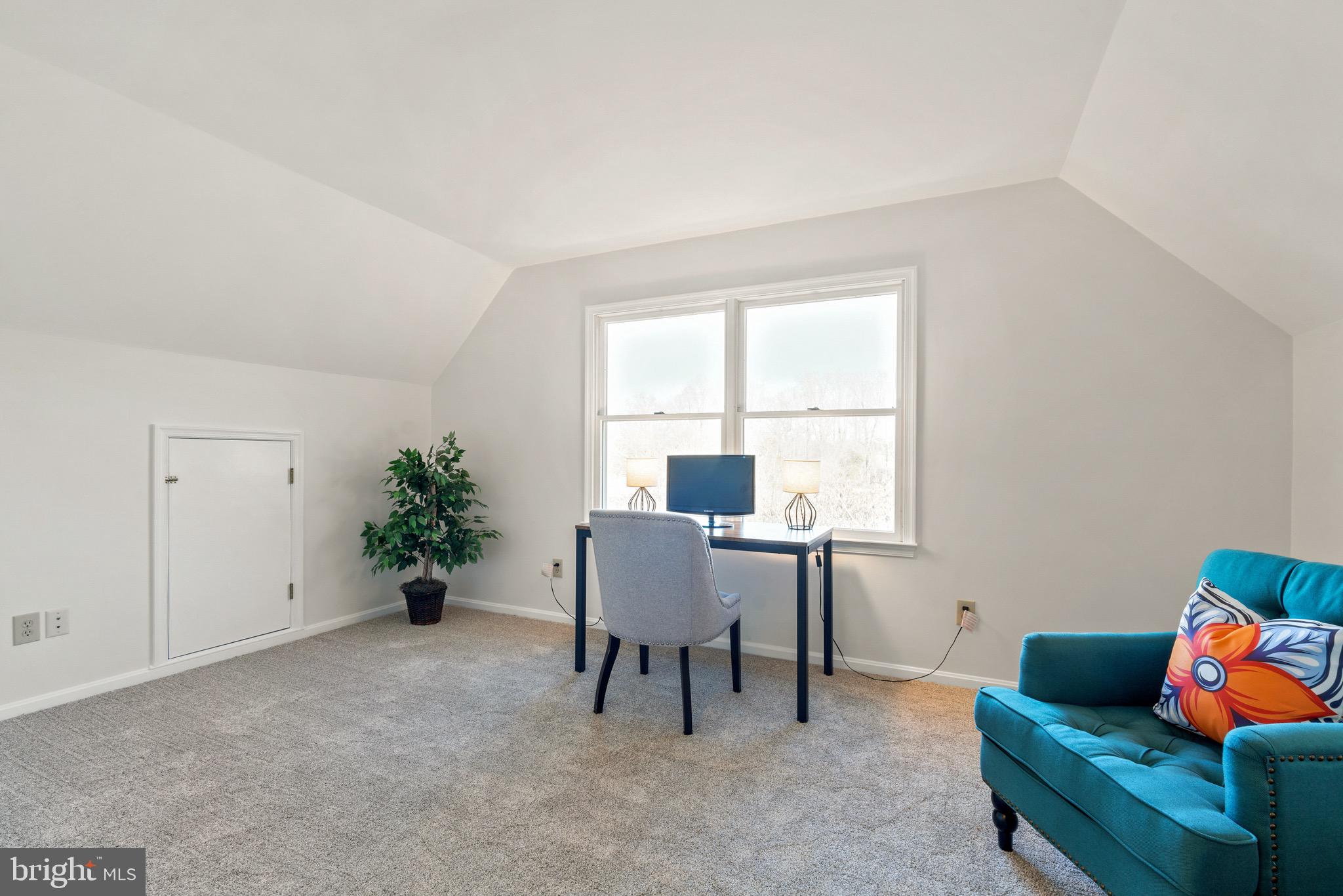 215 Devon Dr