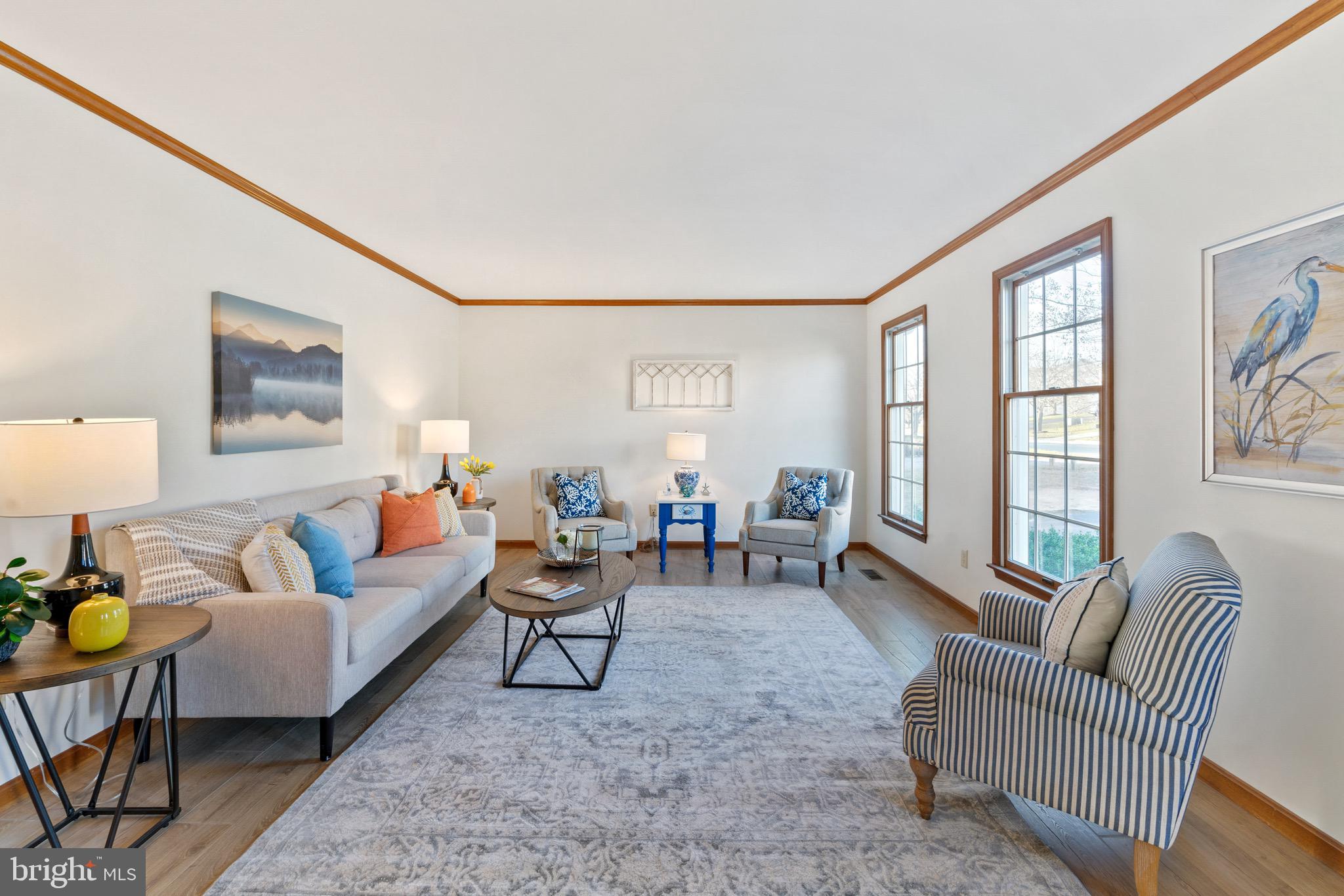 215 Devon Dr