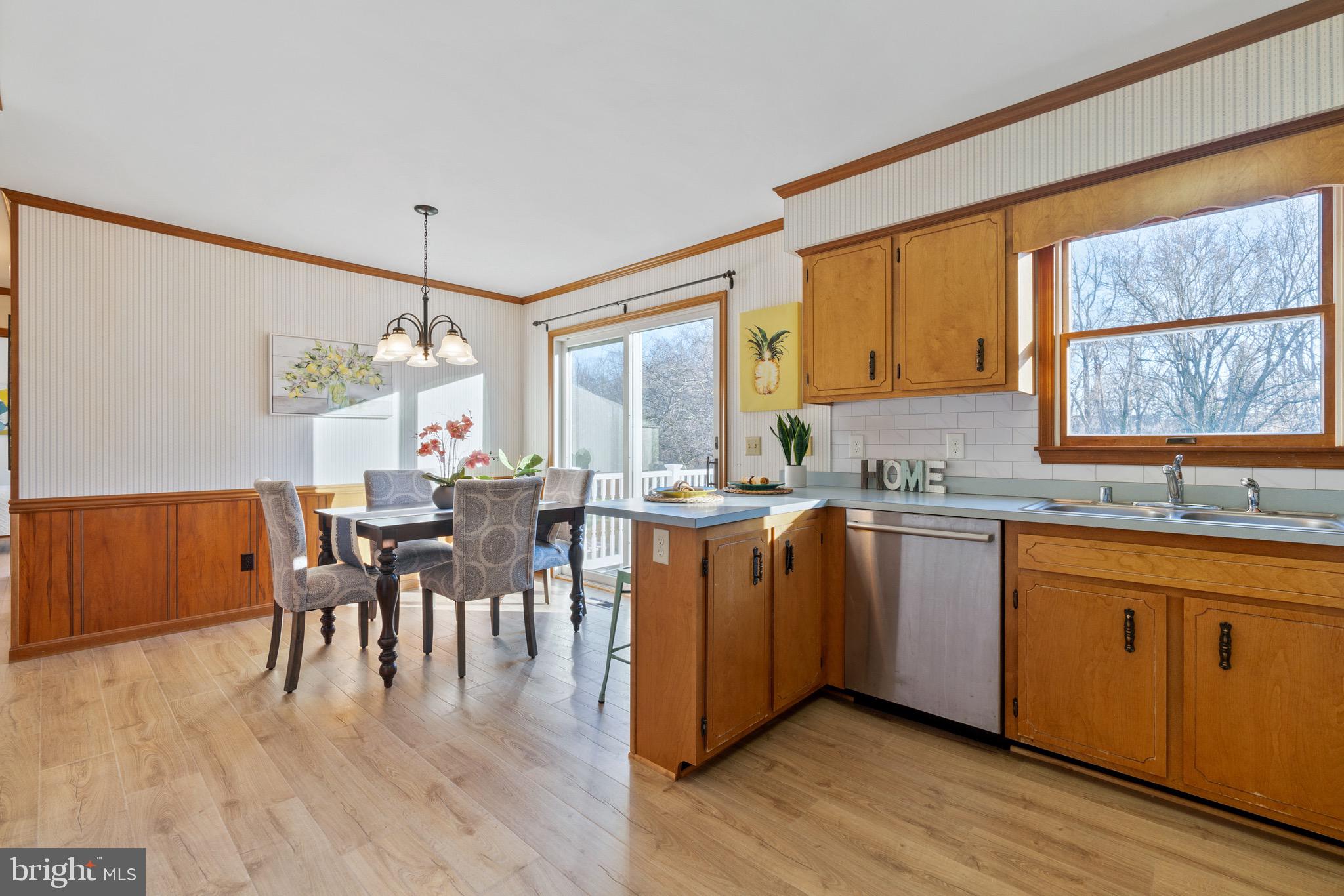 215 Devon Dr