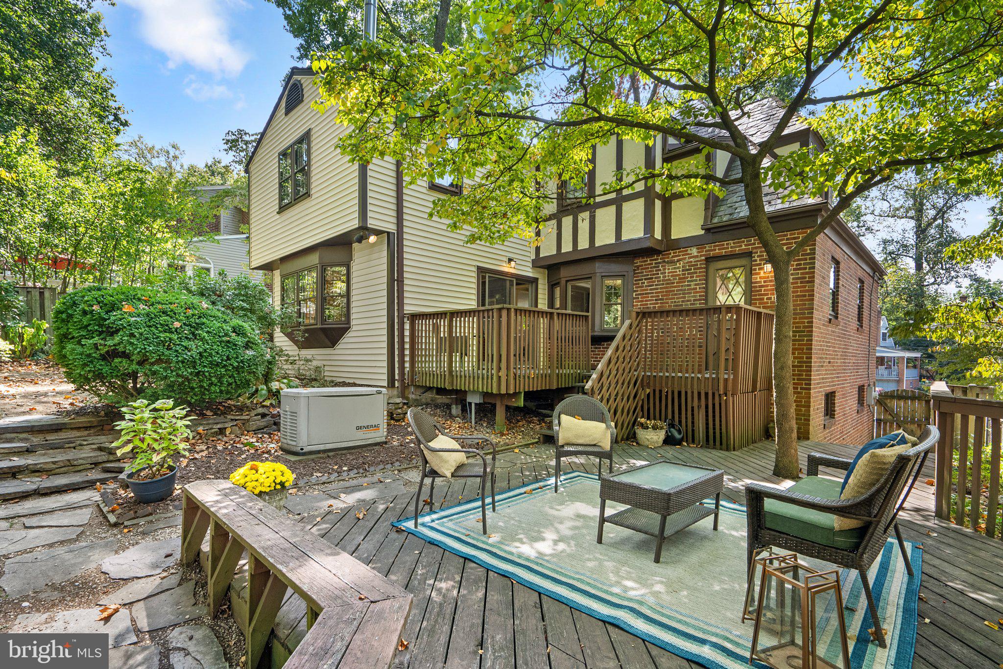 609 Dale DRIVE
