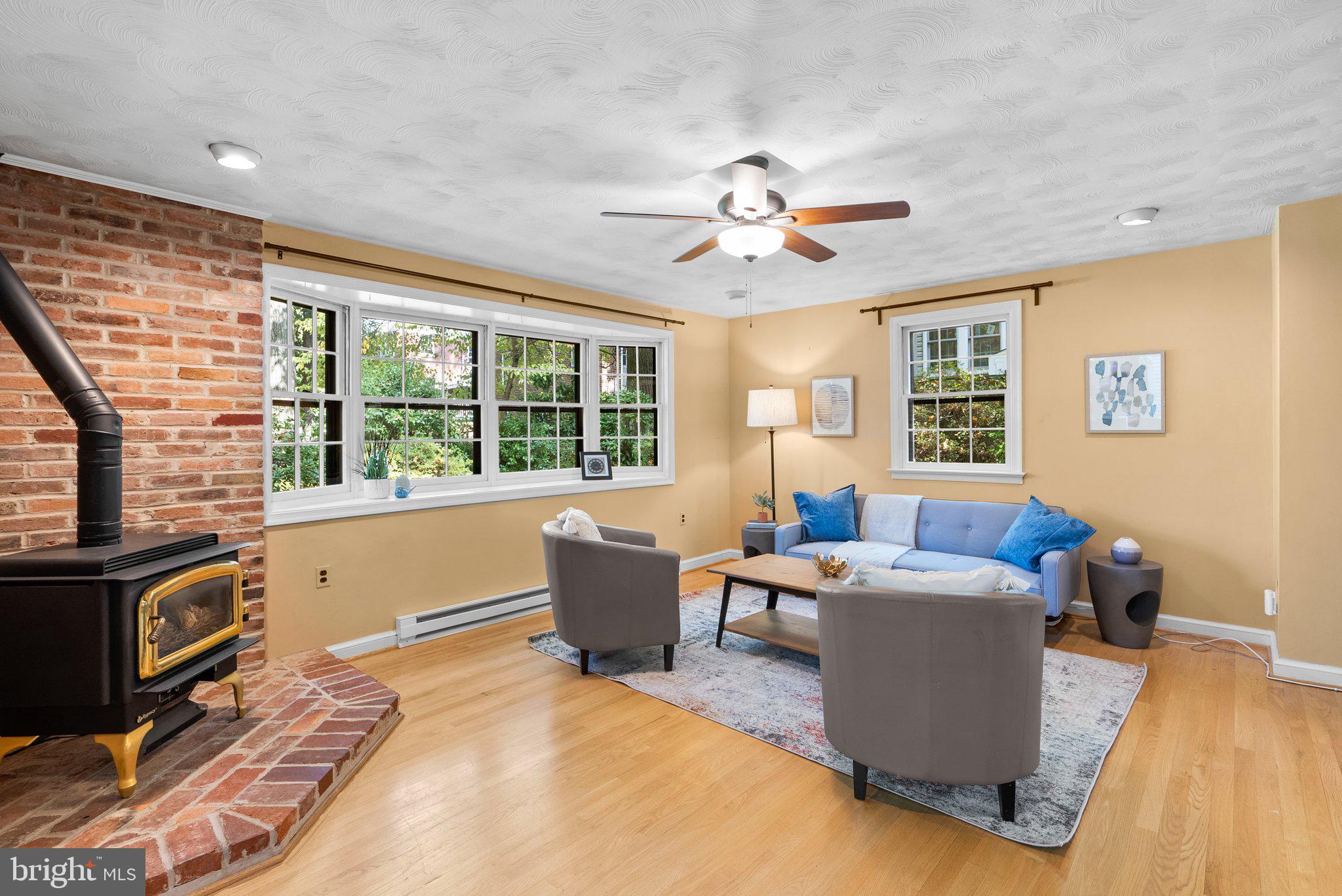 609 Dale DRIVE