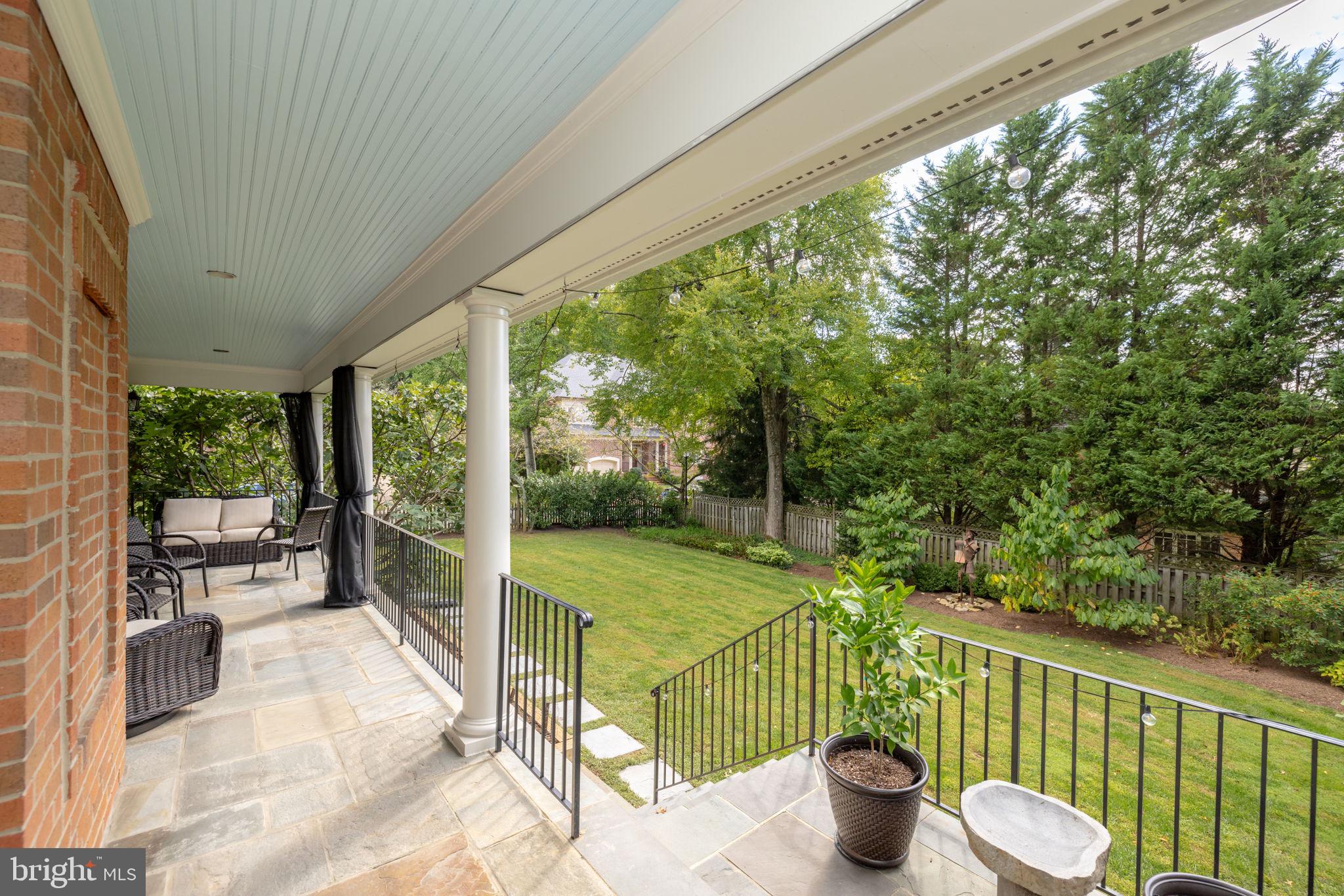 6701 Honesty Dr