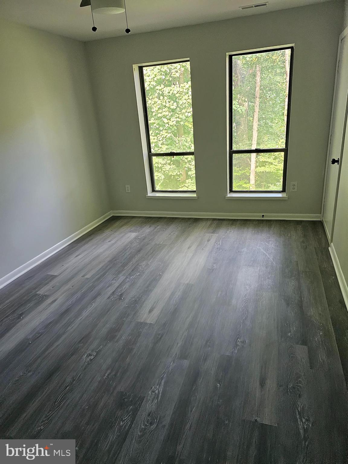 605 Hudson Ave #218