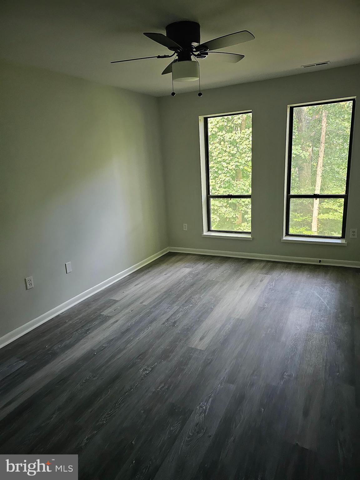 605 Hudson Ave #218
