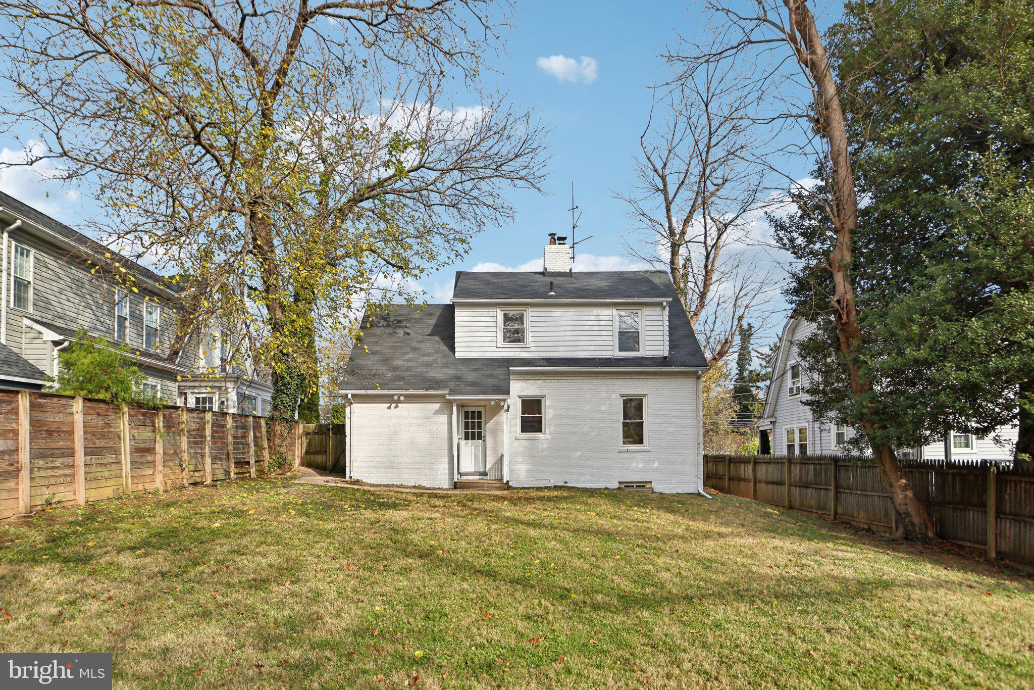 8110 Old Georgetown Rd