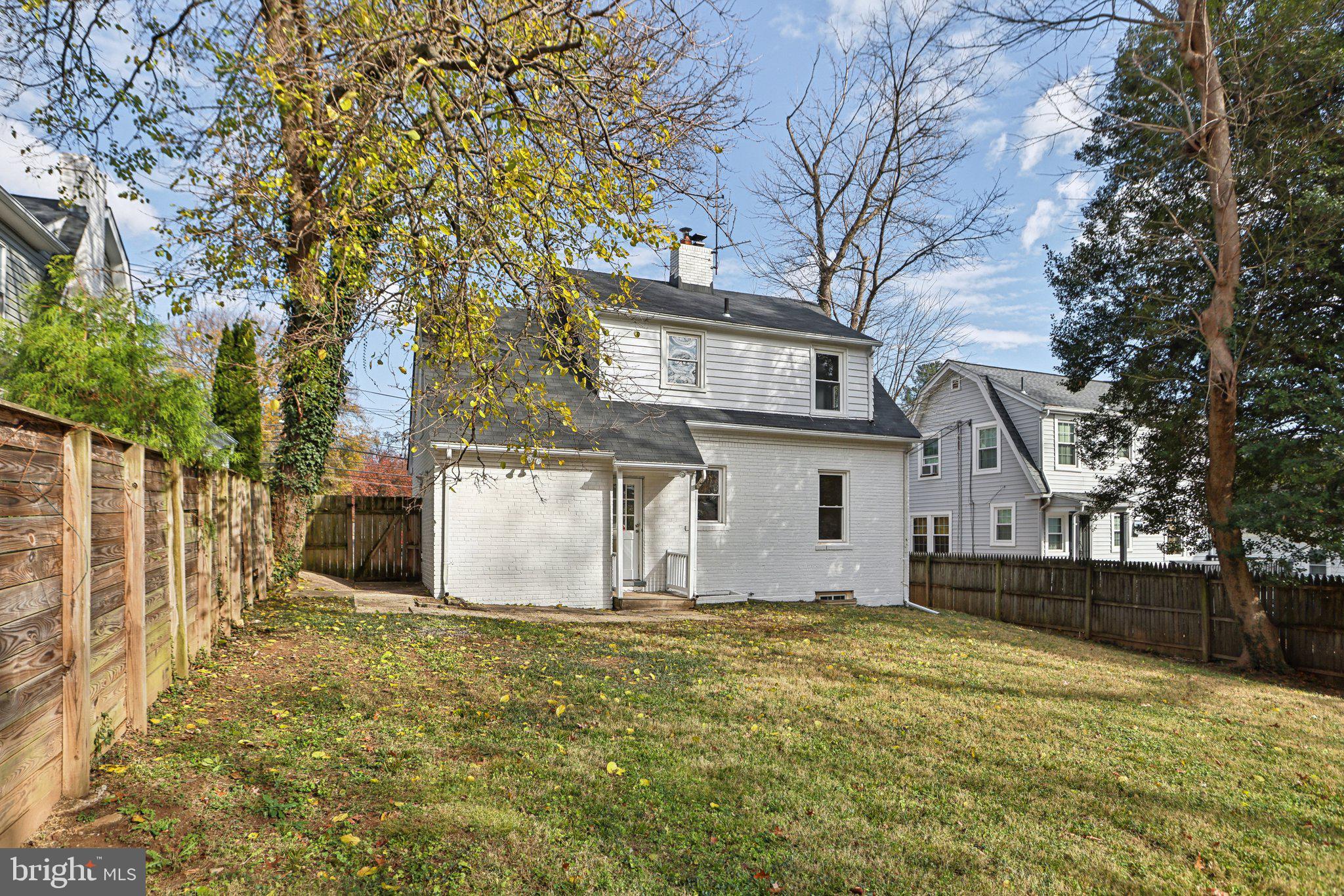 8110 Old Georgetown Rd