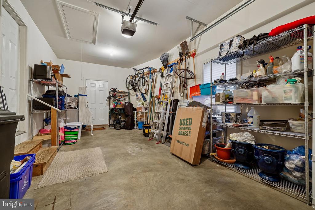 8807 RIDGE ROAD