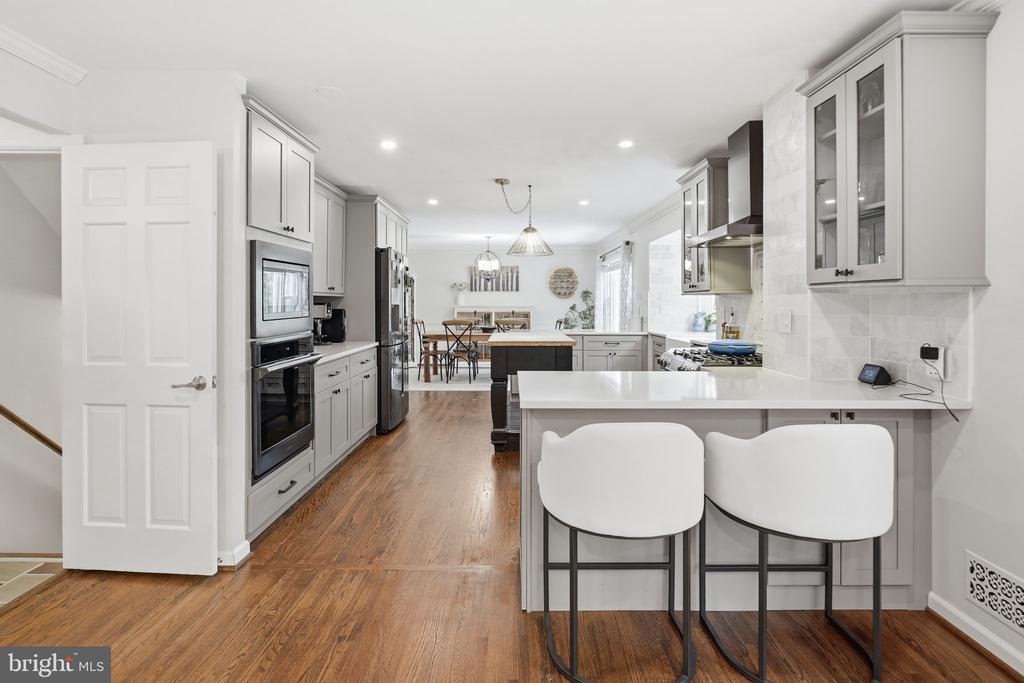 4716 HORNBEAM DRIVE