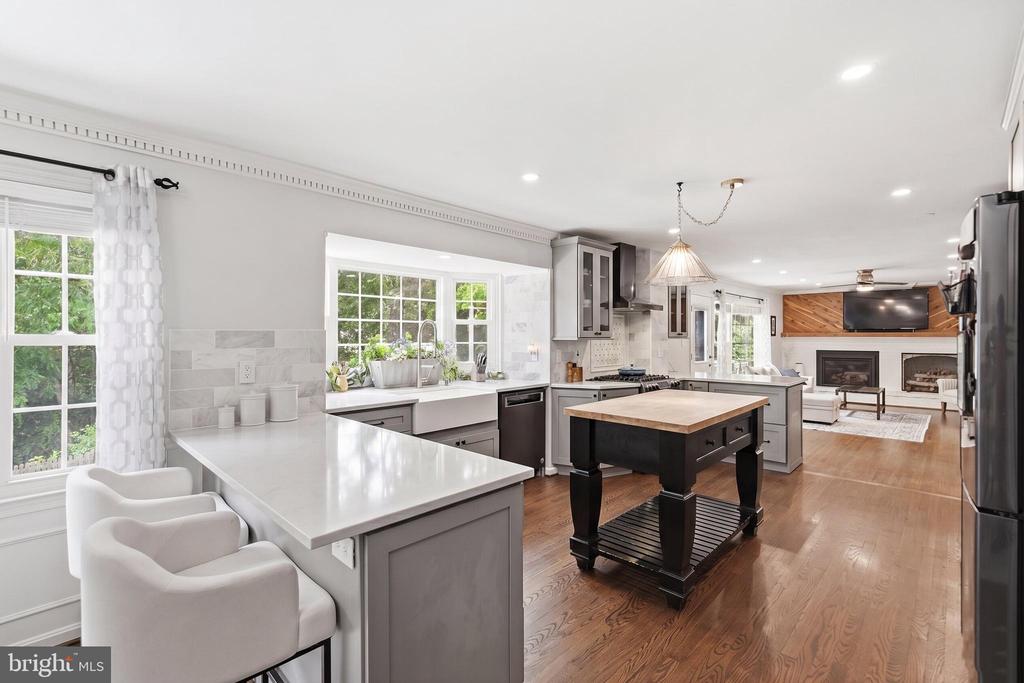 4716 HORNBEAM DRIVE