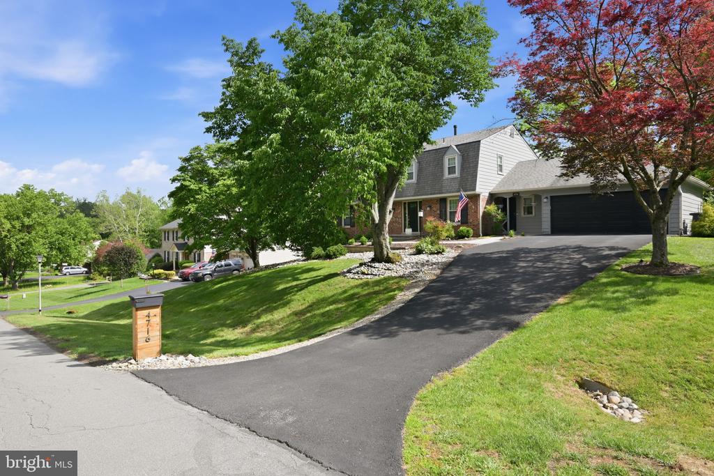 4716 HORNBEAM DRIVE