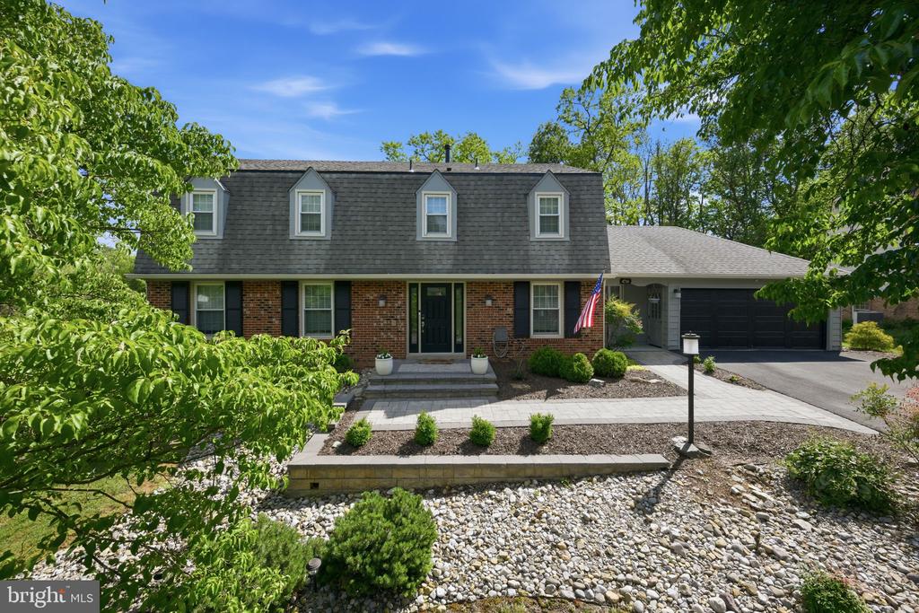 4716 HORNBEAM DRIVE