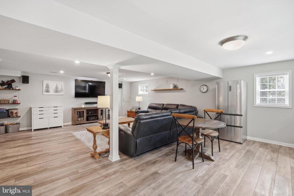 4716 HORNBEAM DRIVE