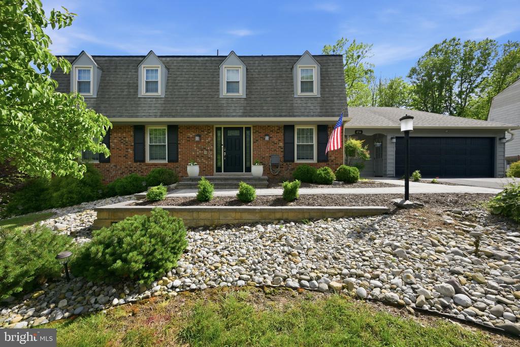 4716 HORNBEAM DRIVE