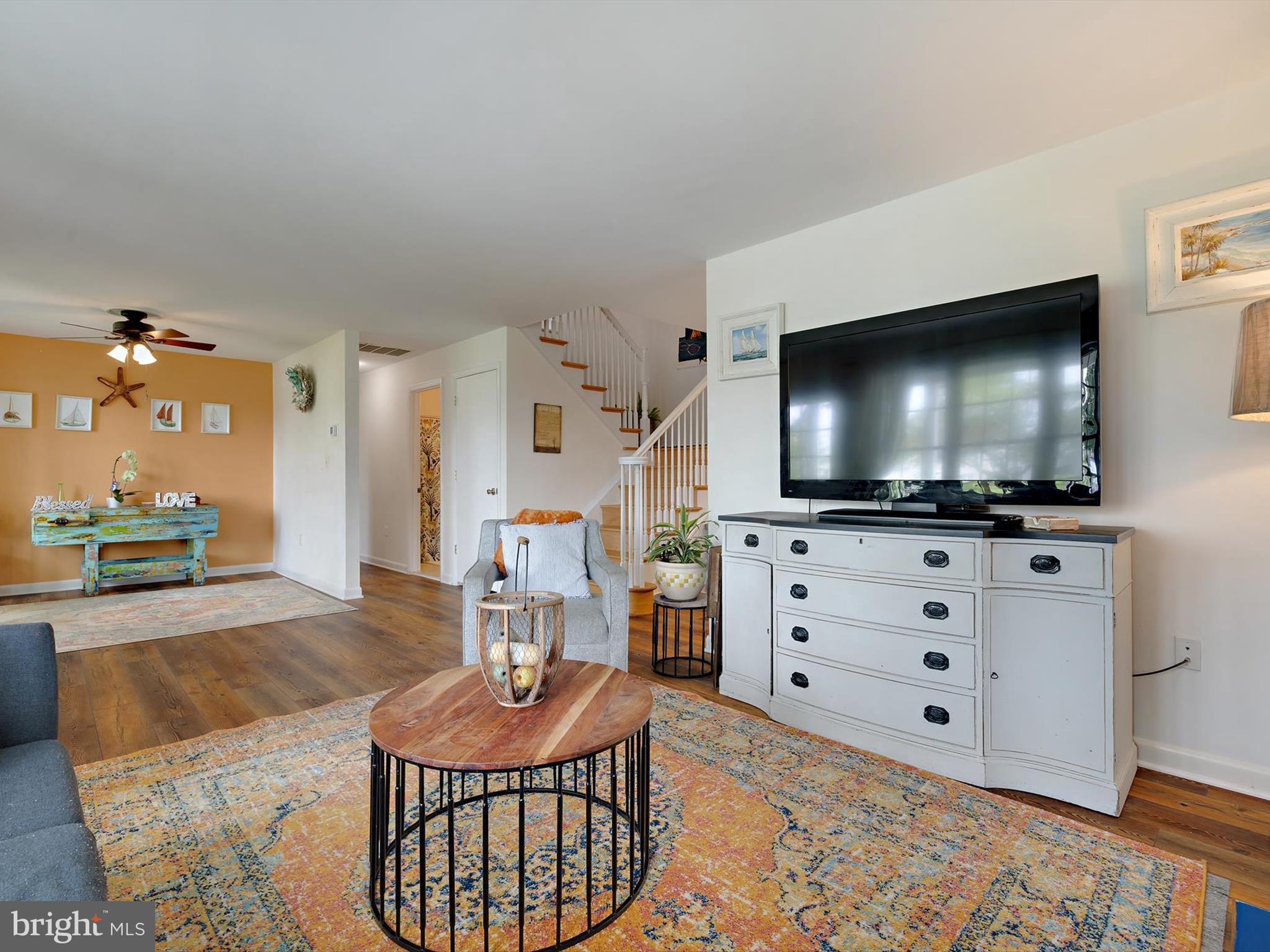 909 Bayside Dr