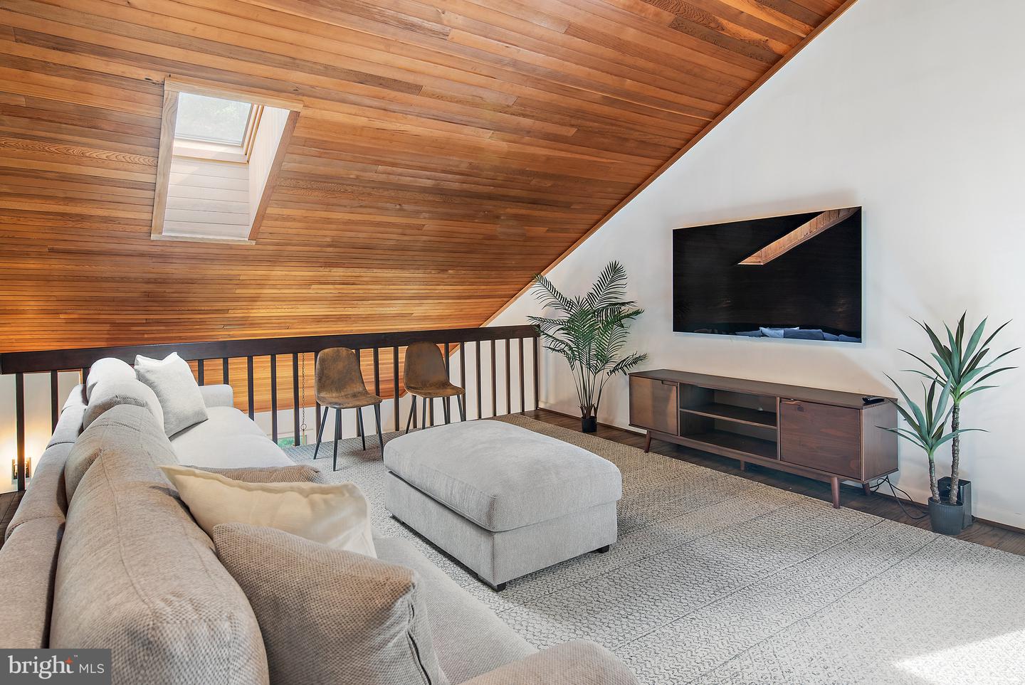 4 Bunkers Ct