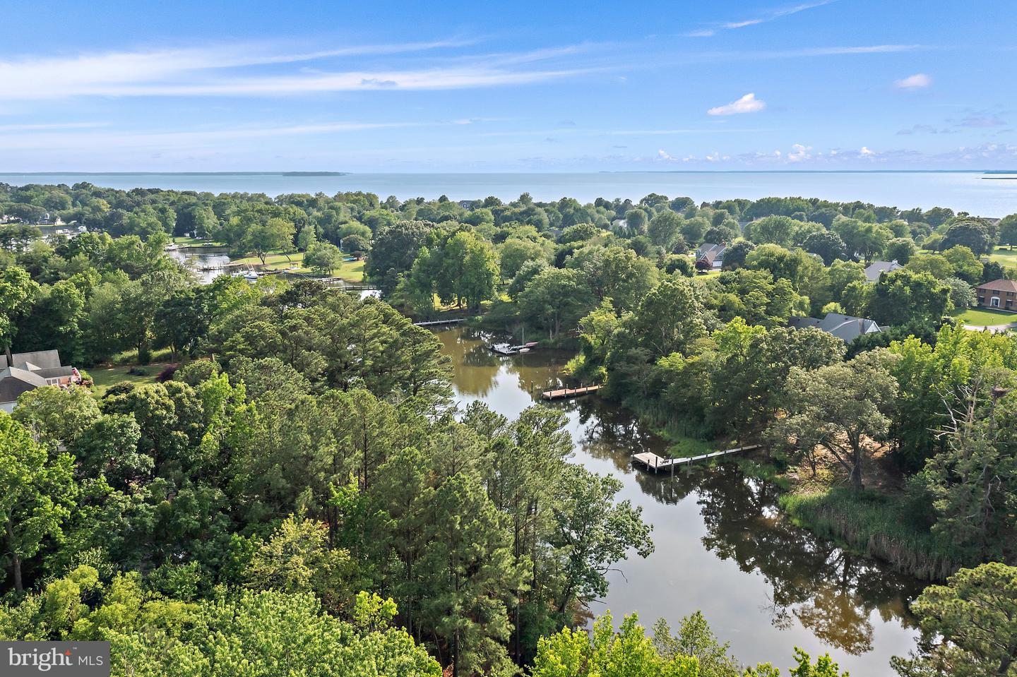 4 Bunkers Ct