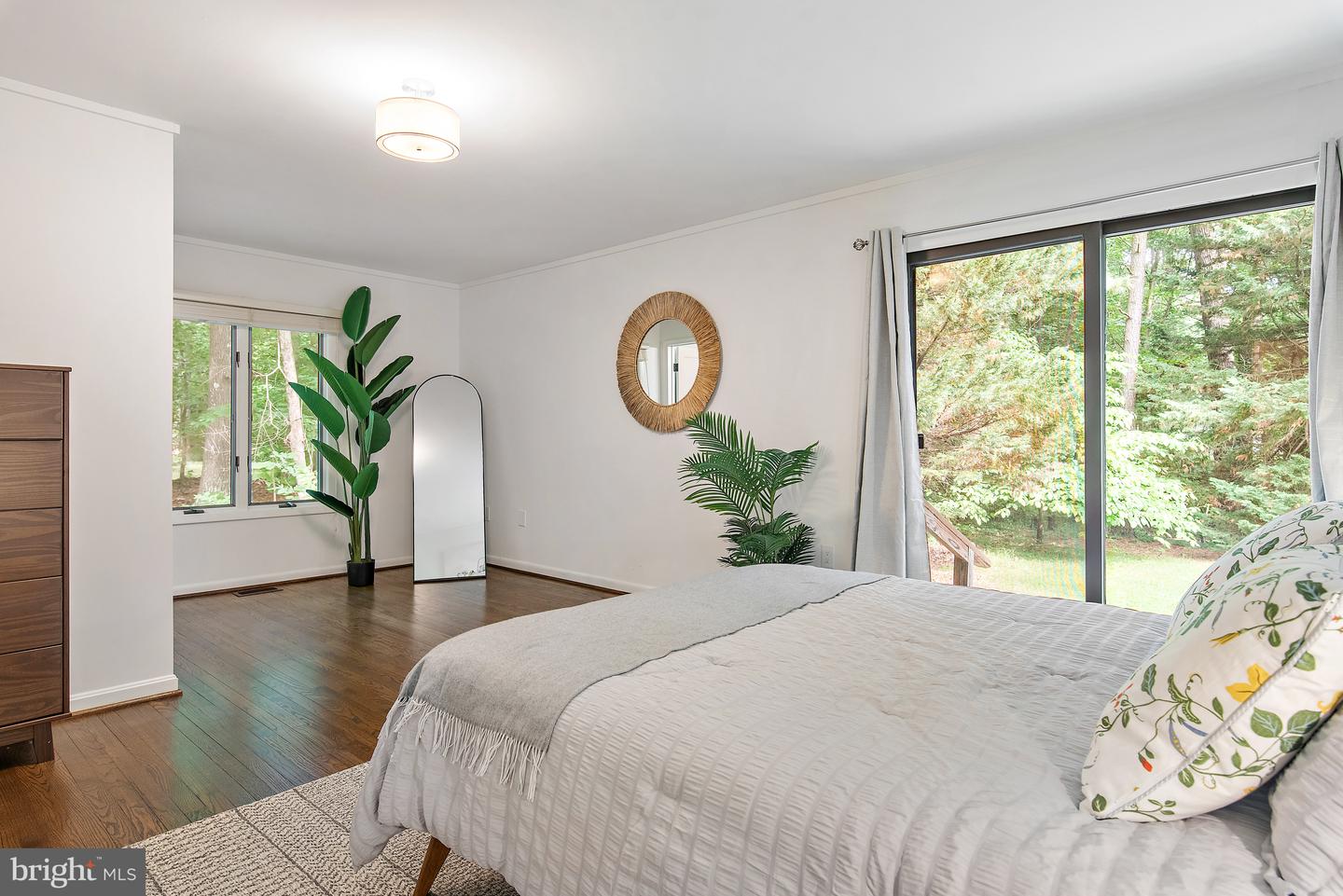 4 Bunkers Ct