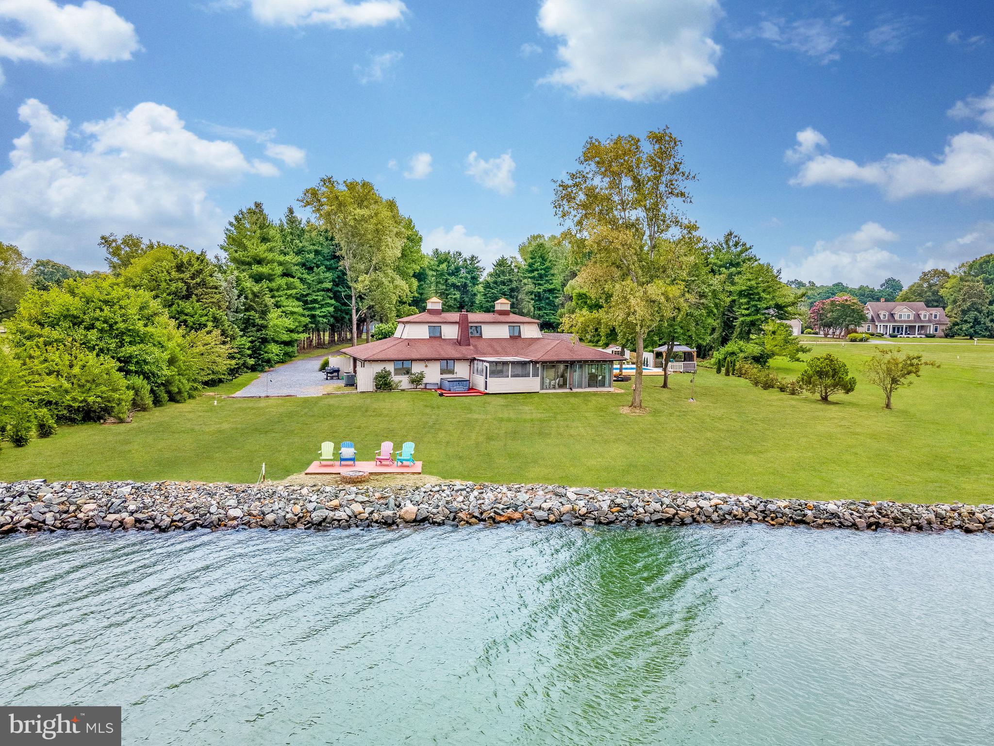 22476 Indian Point Rd