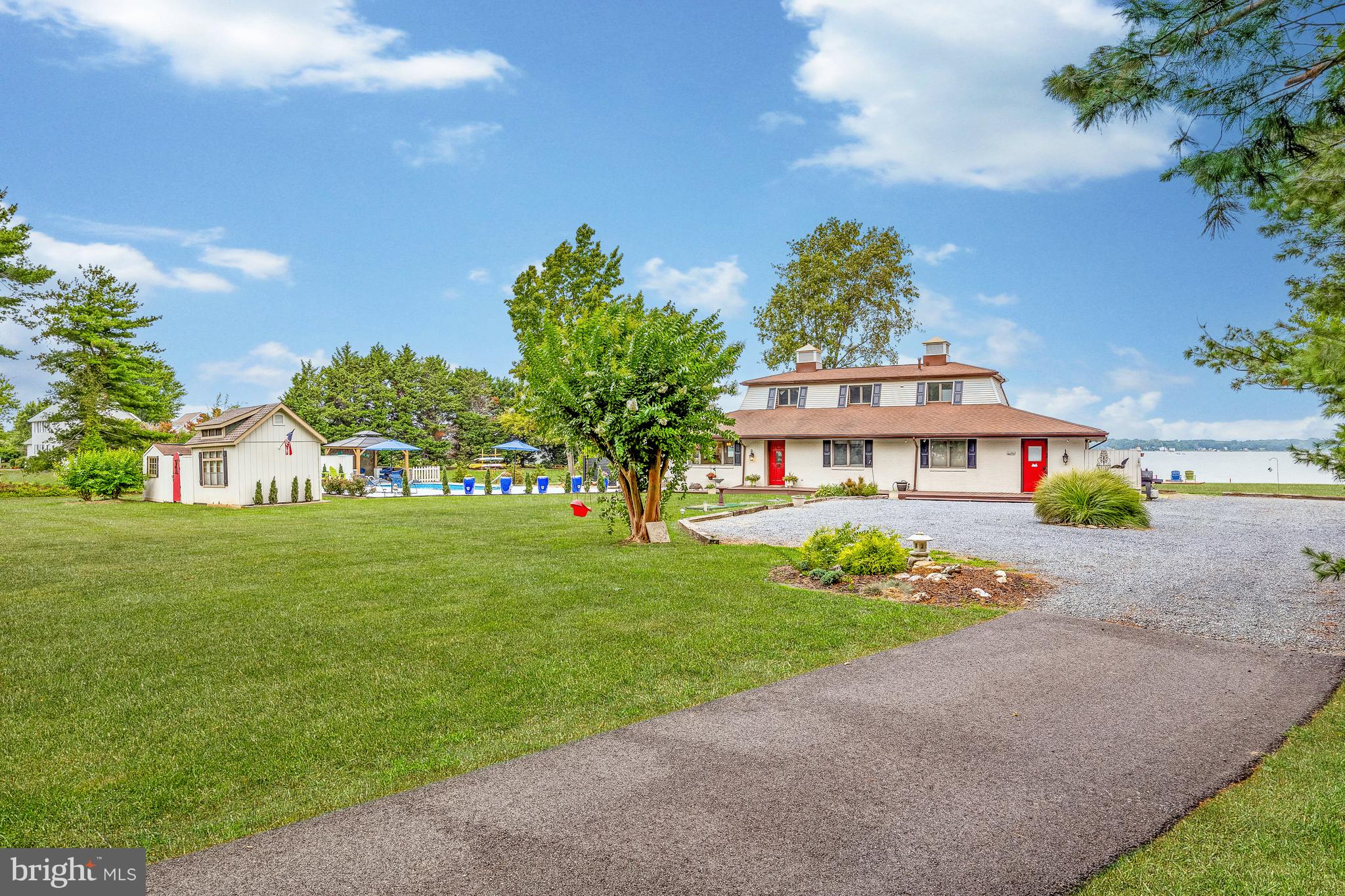 22476 Indian Point Rd