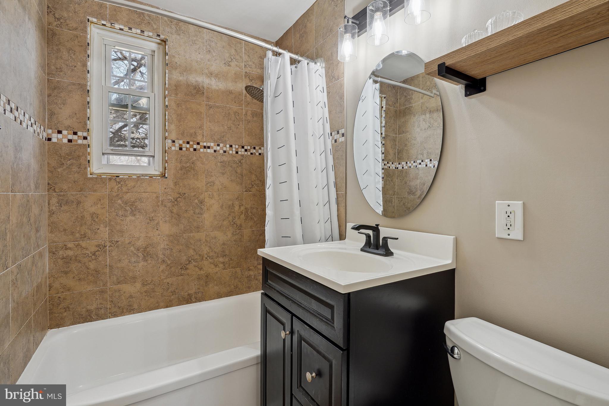 216 N GEORGE MASON DRIVE Unit: 216-2