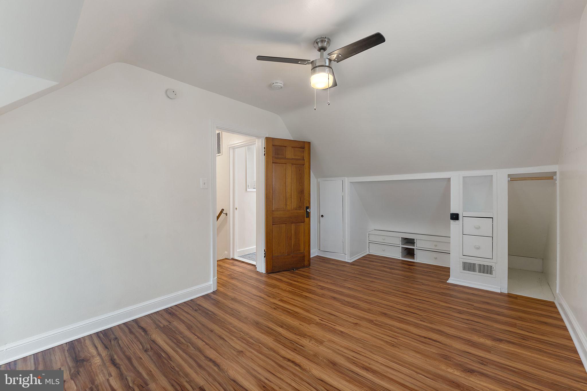408 S George Mason Dr