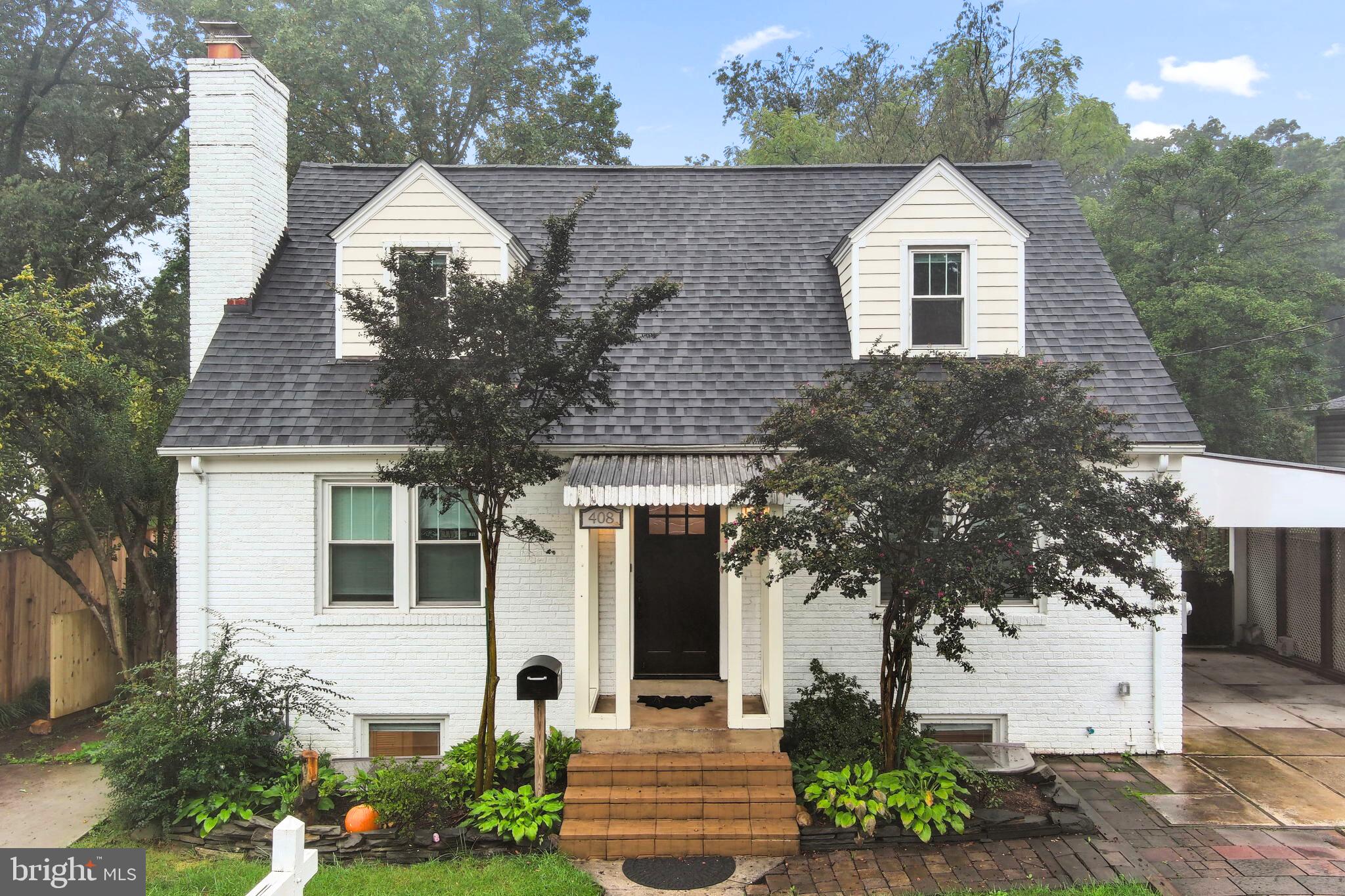 408 S George Mason Dr