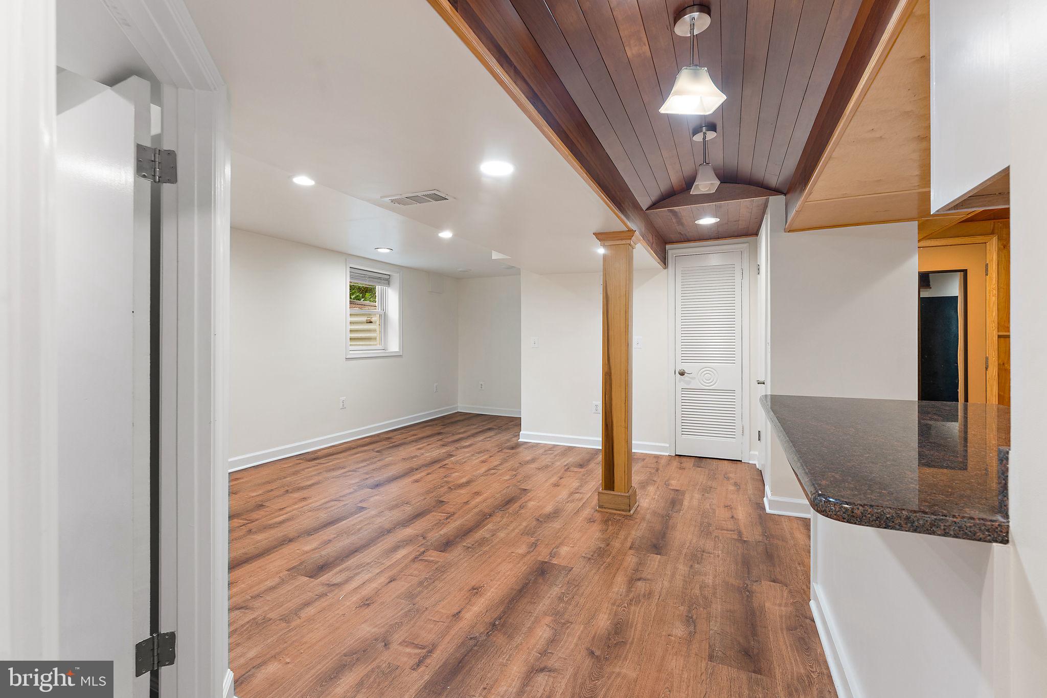 408 S George Mason Dr