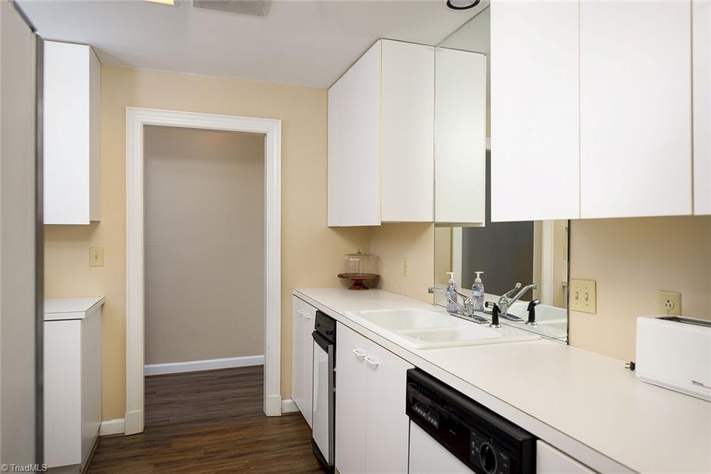317 High Avenue # 12H