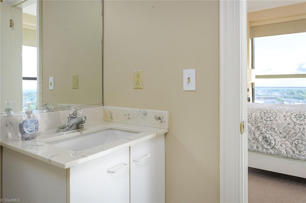 317 High Avenue # 12H