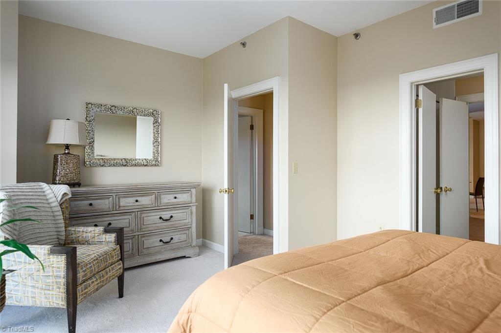 317 High Avenue # 12H