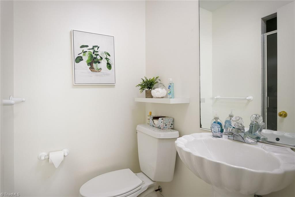 317 High Avenue # 12H