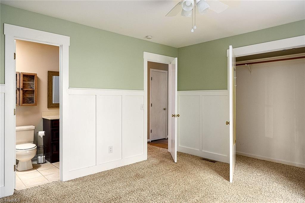 172 Carrisbrooke Lane