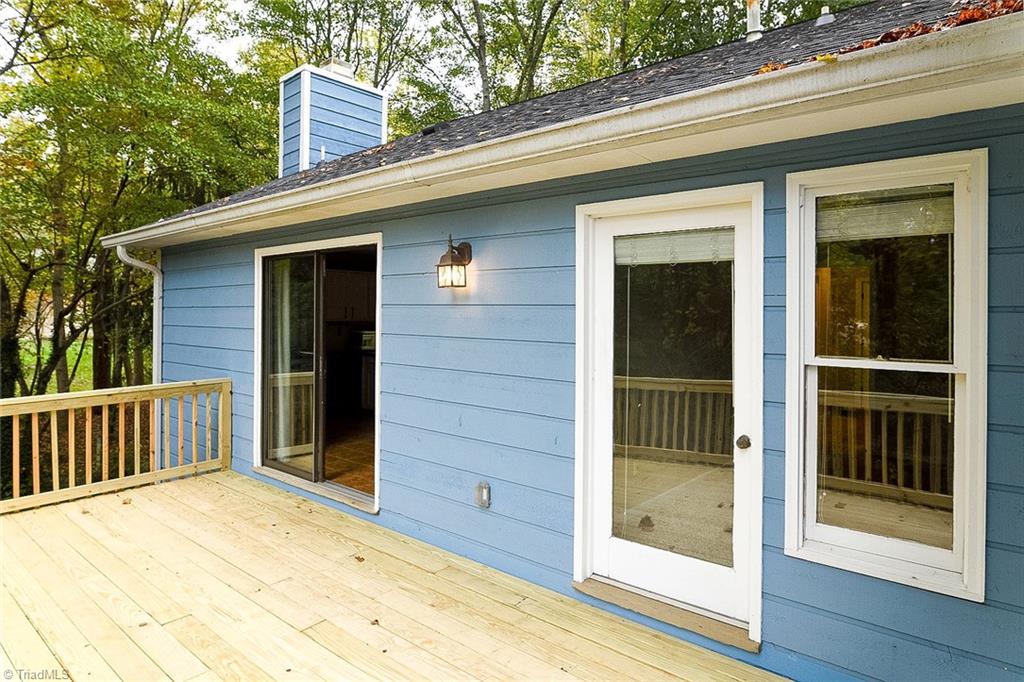 172 Carrisbrooke Lane